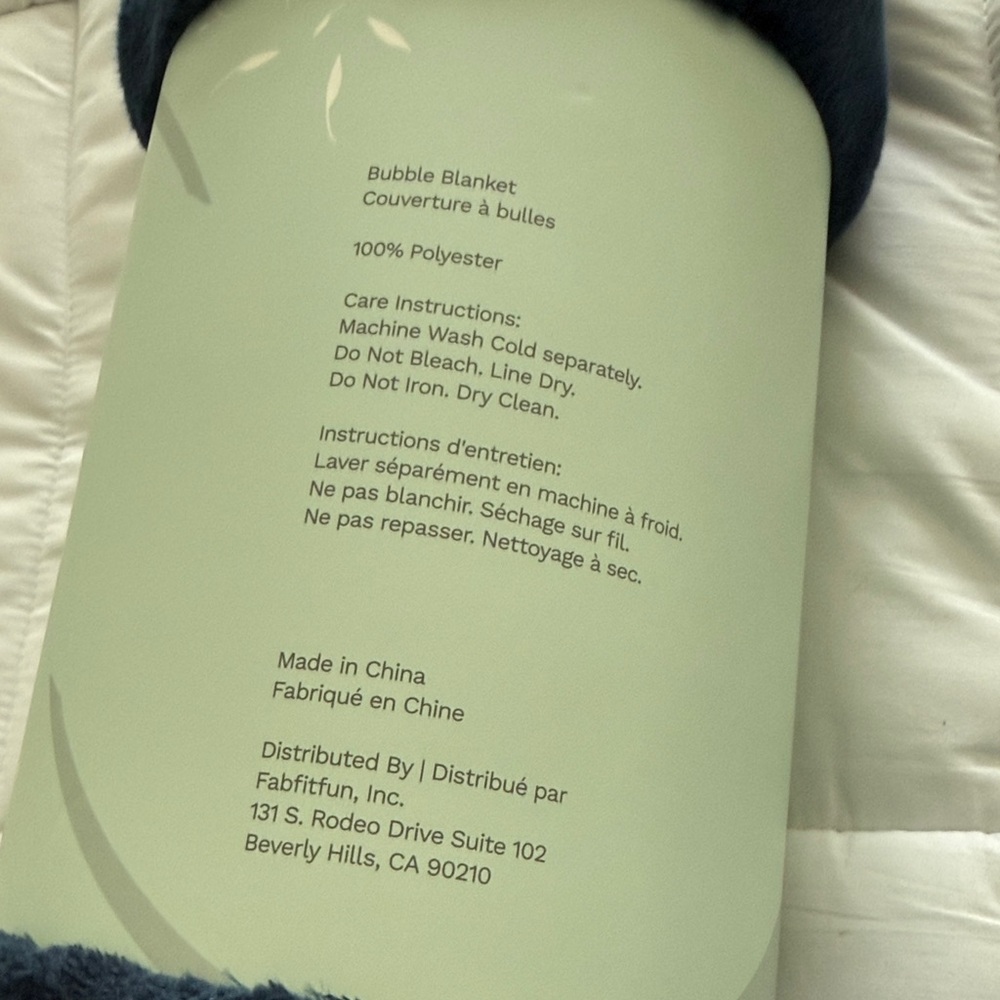 Navy Bubble Blanket/Throw - Picture 5 of 8